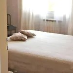Appartement de 2 chambres a Hyeres a 400 m de la plage avec jardin amenage et wifi